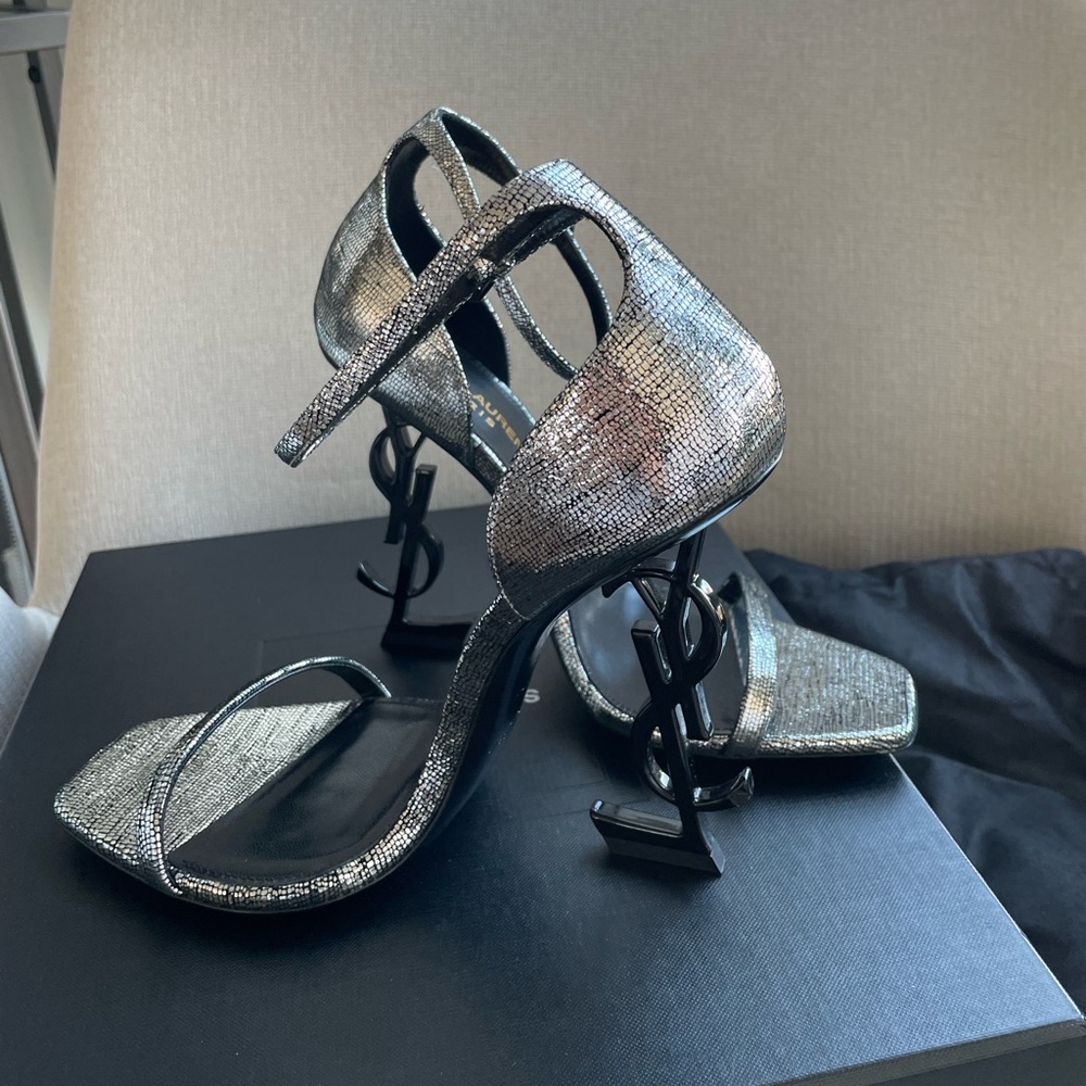 Saint Laurent Silver Metallic Opyum Heels Sandals NEVER WORN